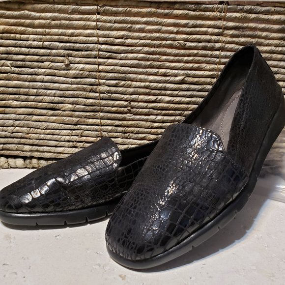 Aerosoles Army Soft Embossed Croc Design Size 9.5 - Picture 2 of 8